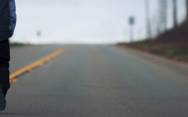 हमारे यहां सड़क पर बाएं ही क्यों चलते हैं?