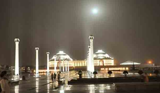 तो जाना ही पड़ा लखनऊ से