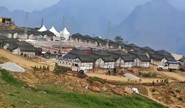 शादी में आये मेहमानों का मल बह रहा है औली में