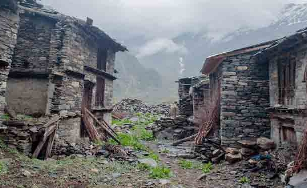 दारमा घाटी में दुग्तालों का गांव दुग्तू