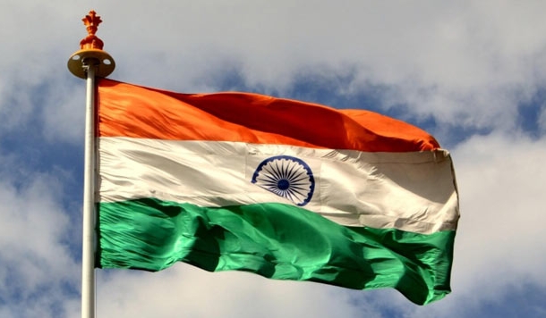 असल झण्डा  छूने तक को न मिला - वीरेन डंगवाल की कविता 'पन्द्रह अगस्त'