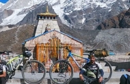 हल्द्वानी के 2 युवा 350 किलोमीटर की साइकिल यात्रा कर पहुंचे केदारनाथ