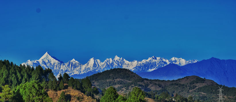 उत्तराखण्ड के सबसे खूबसूरत व्यू प्वाइंट चंडाक से विहंगम हिमालय