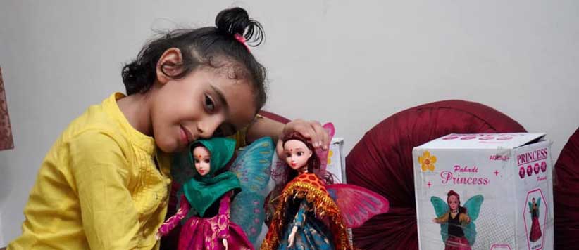 दुनिया भर में धूम मचा रही है देश की पहली पहाड़ी गुड़िया जुन्याली