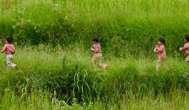 अपनी समृद्ध कुमाऊनी बोलने में शर्म क्यों आती है