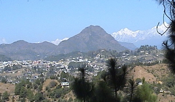 आषाढ़ का एक दिन : सोर घाटी से हिमालय