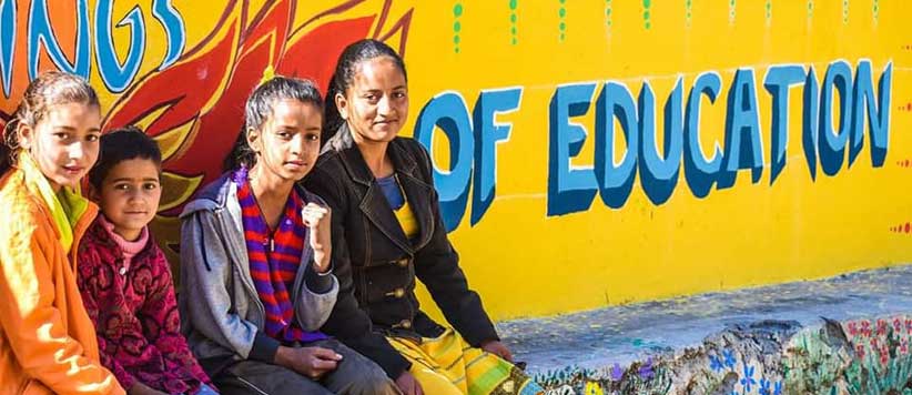 एक सरकारी स्कूल की सच्ची कहानी जिसकी दीवारों पर बच्चों ने अपने सपने रंगे हैं