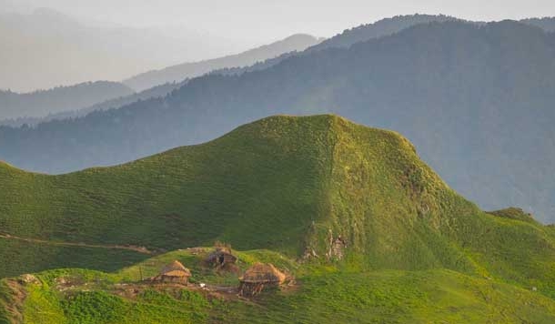 रामगढ़ के टाइगर टॉप में एक विश्व विद्यालय बनाने की कहानी