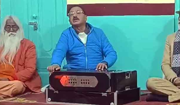 कुमाऊं में होली के रंग जमने शुरू हो चुके हैं