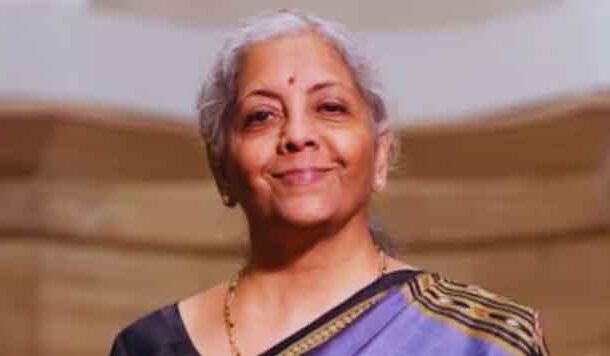 अर्थ तंत्र -विषमताओं से परिपक्वता के रास्तों पर