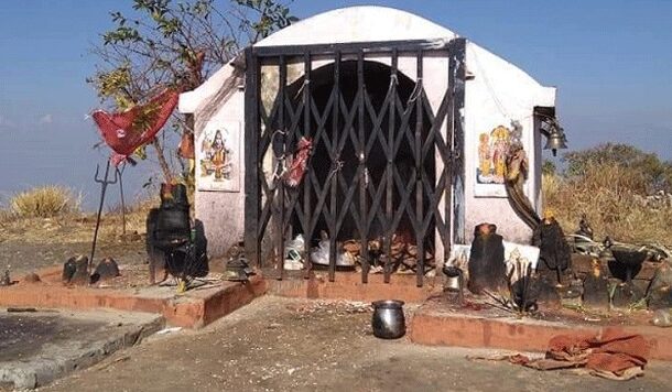 अधिकांश पहाड़ी जगहों के नाम में वहां का इतिहास और भूगोल छिपा रहता है